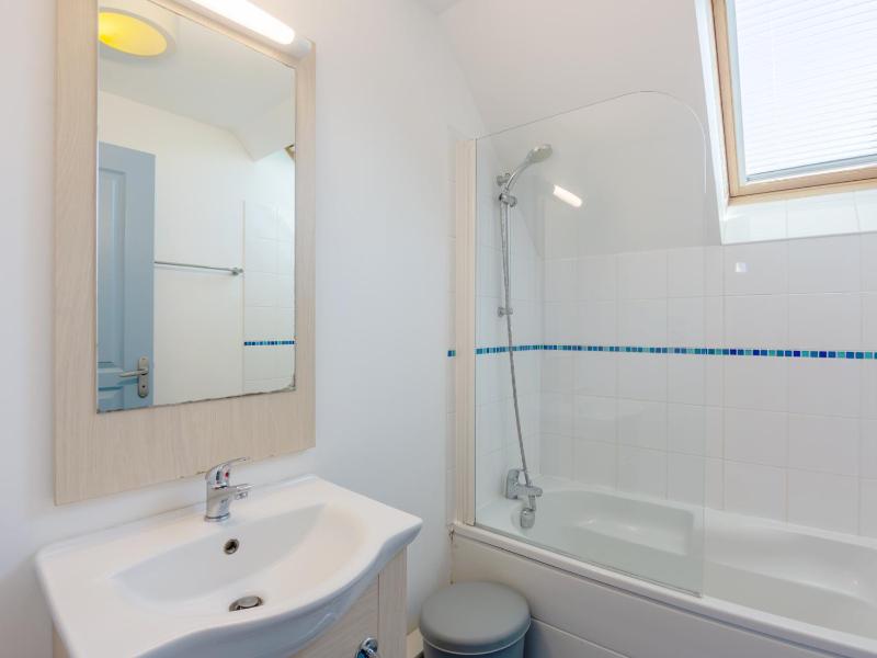 One-Bedroom Apartment (5 Adults) image 2