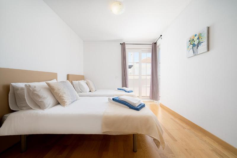 Traditional Seaside Tavira Apartment - image 15