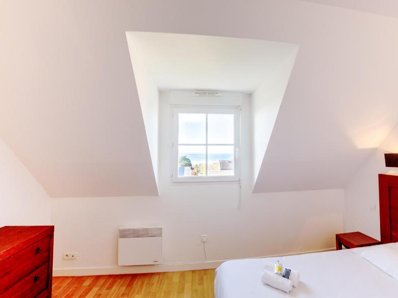 One-Bedroom Duplex House (4 adults) - Sea View image 2