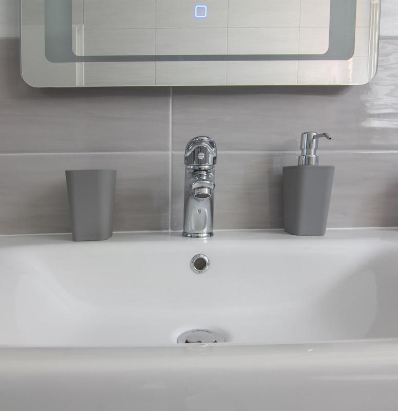 New Family 2 Bedroom Apartment - image 4