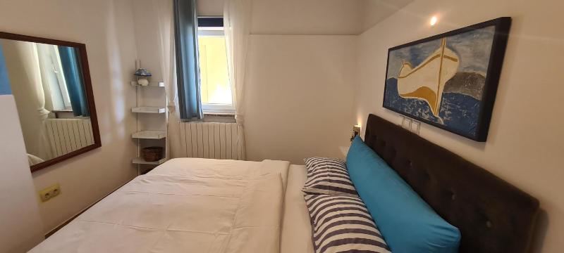 One-Bedroom Apartment with Terrace (4 Adults) image 4