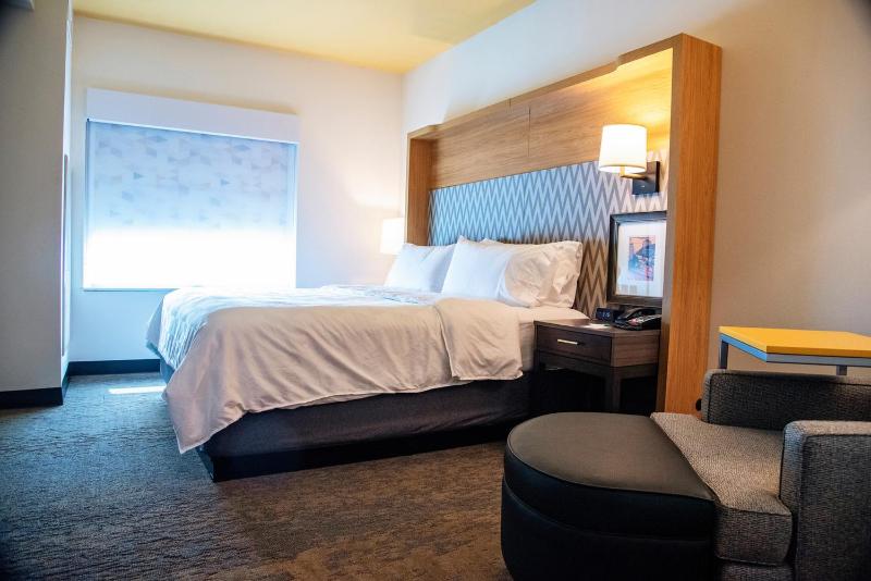Holiday Inn Hotel And Suites Savannah Airport - Pooler By IHG - image 26