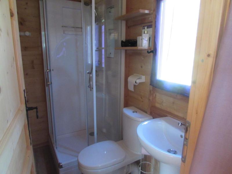 Standard Triple Room image 4