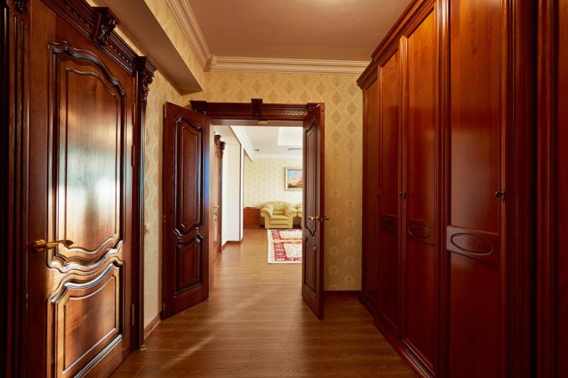 Comfort suite- Treatment Included image 1