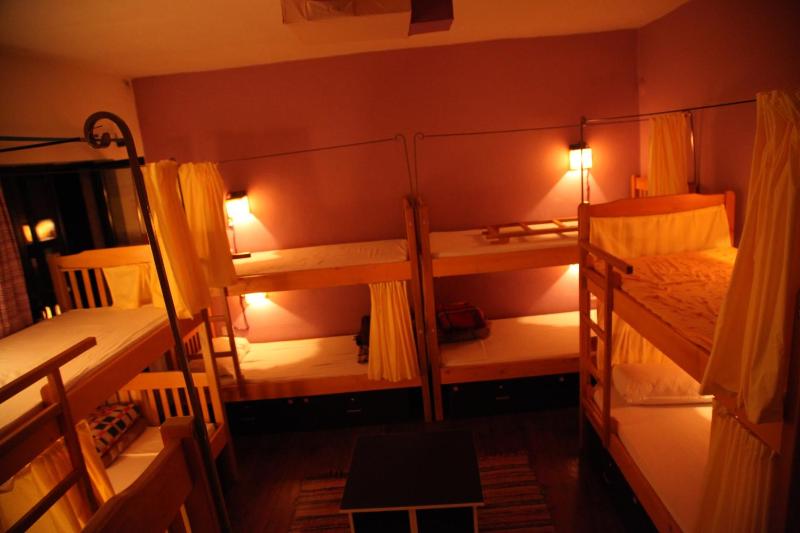 Single Bed in 10-Bed Dormitory Room image 3