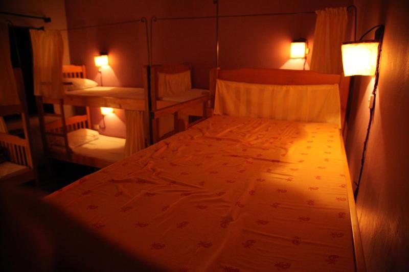 Single Bed in 10-Bed Dormitory Room image 2