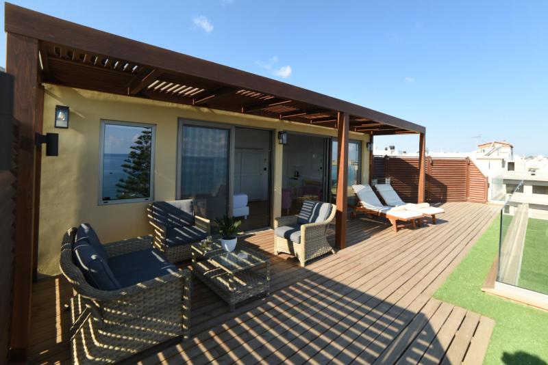 Petra Beach Hotel - image 26