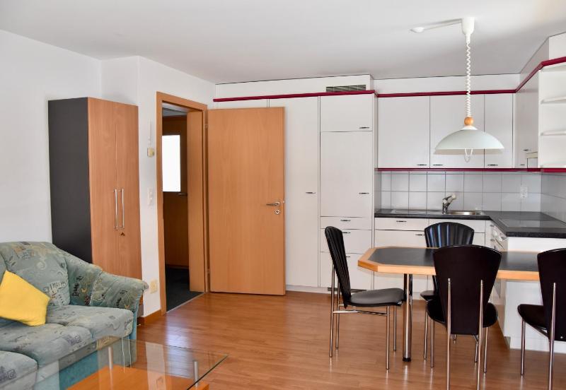 Apartment with Open Bathroom and Mountain View image 3