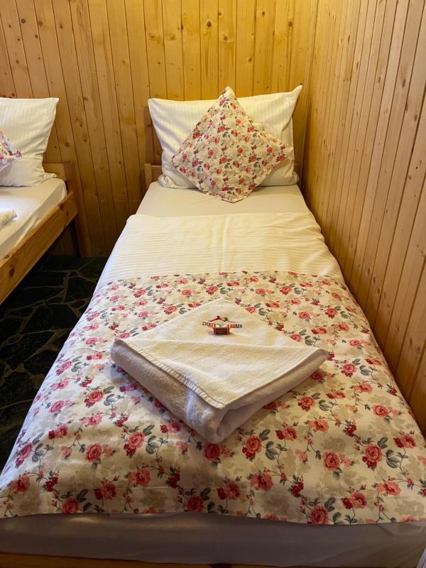 Small Double Room image 2