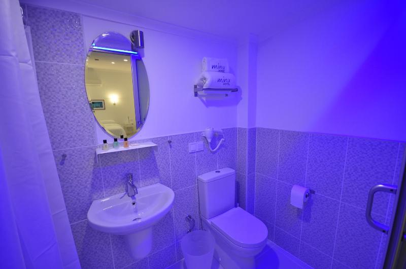 Triple Room image 2
