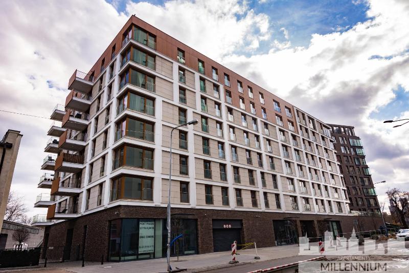 One-Bedroom Apartment image 2