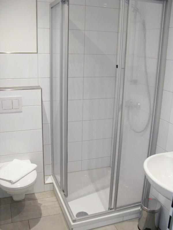 Double Room with Kitchenette image 2