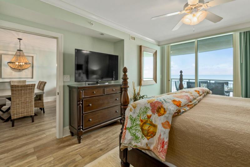 Three-Bedroom Apartment image 2