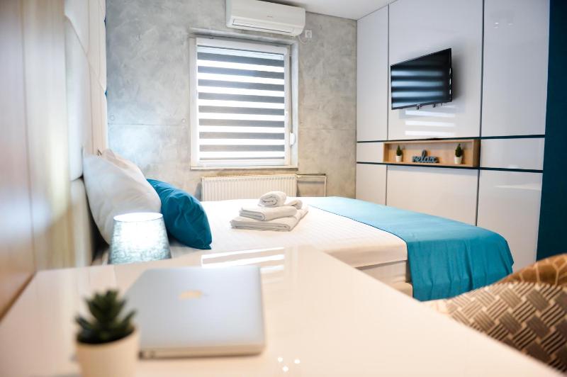 Superior Double Room image 1