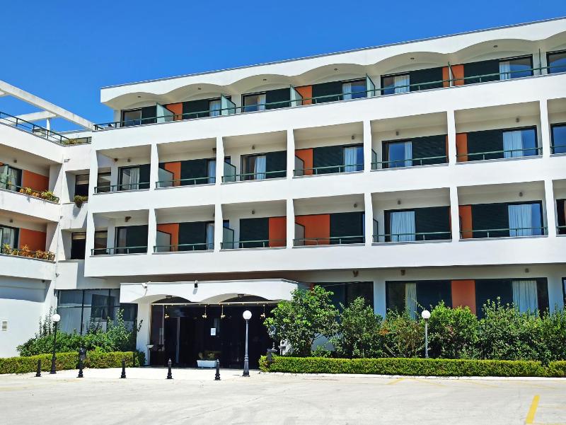 Margarona Royal Hotel - image 6