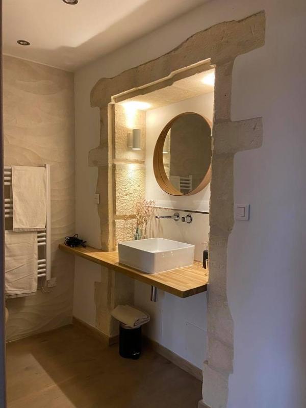 Deluxe Double Room image 3