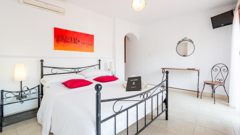 Hotel La Casa - image 37
