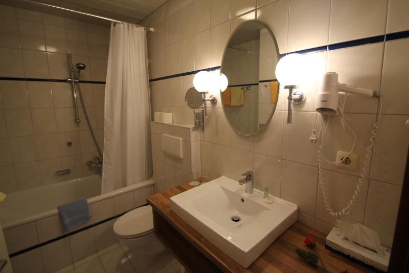 Apartment with Balcony and Lake View image 3