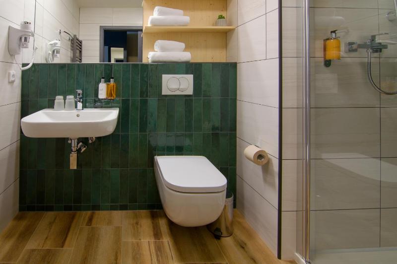 Standard Double or Twin Room image 2