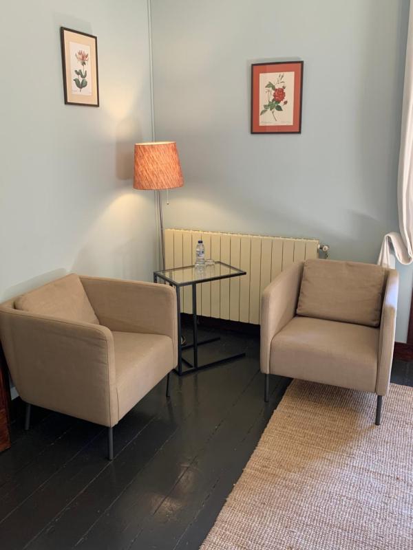 Chalet Relogio Guesthouse - image 8