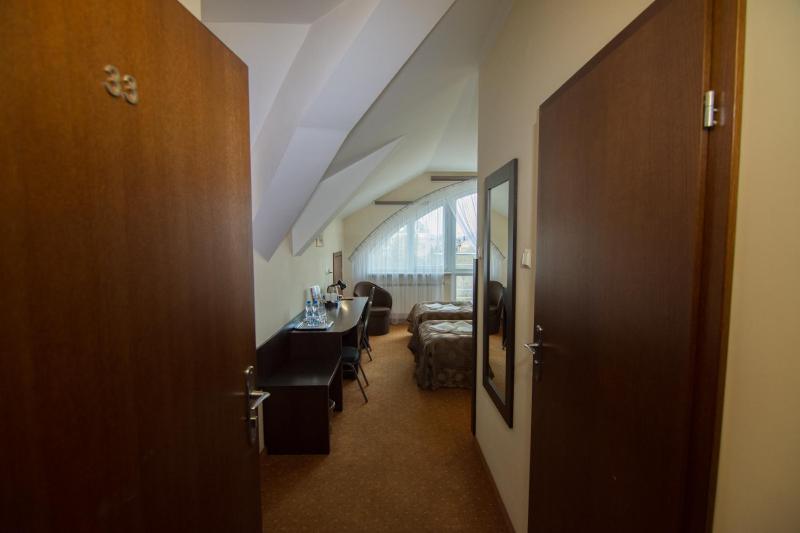 Quadruple Room image 4