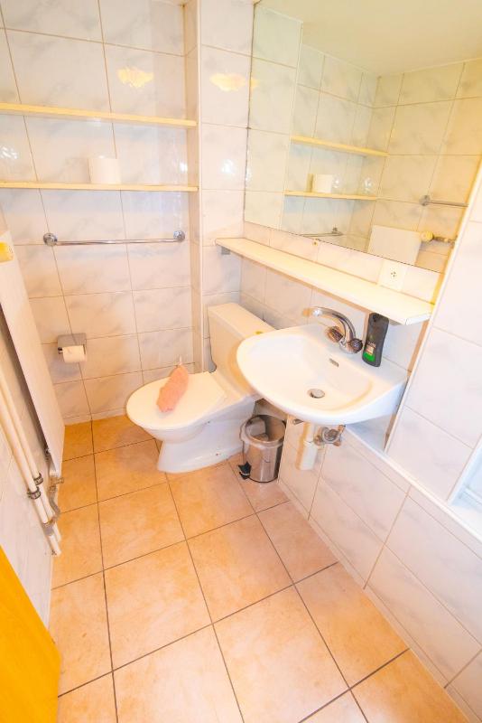 Sunny Day Holiday Apartment - image 16
