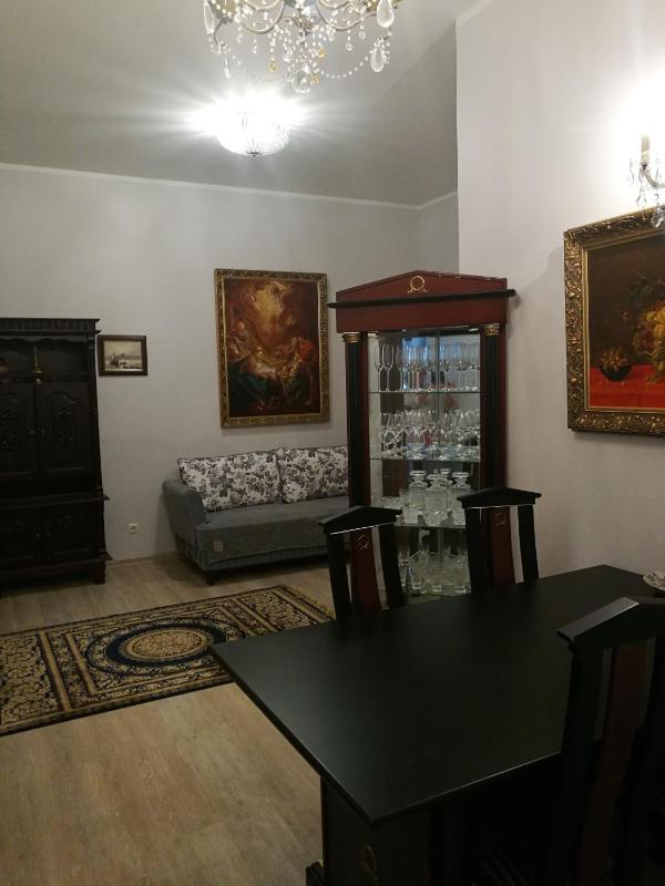 Golden Amber Apartment - image 3