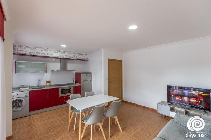 Apartamentos Turísticos Playa Mar I - image 12