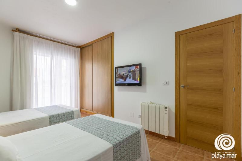 Apartamentos Turísticos Playa Mar I - image 21