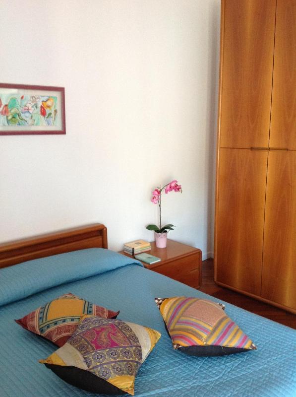 Quadruple Room with Private External Bathroom image 1