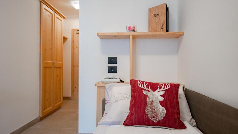 Single Room image 4