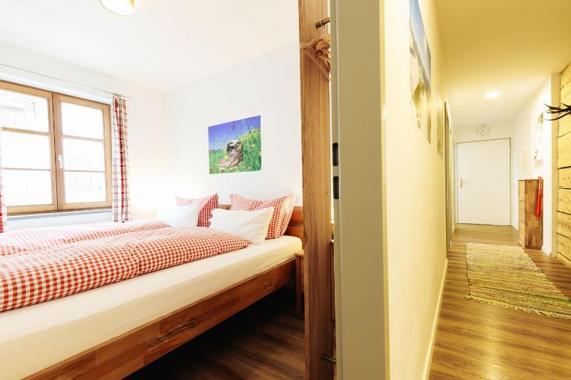 Two-Bedroom Apartment 5 image 3