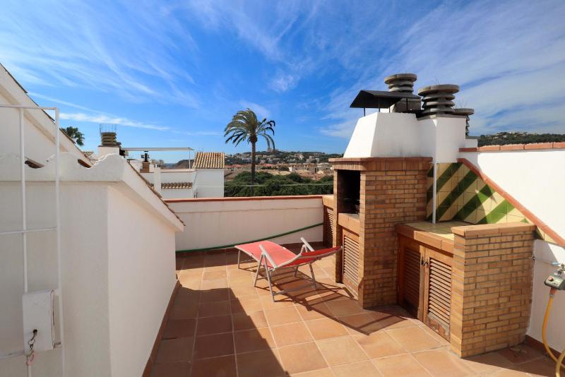 Three-Bedroom Apartment image 4