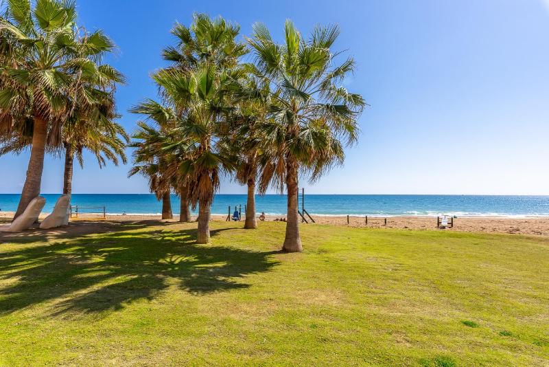 Maritimo Fuengirola - Beach apartment first line - image 27