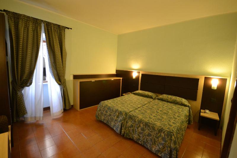 Hotel Il Castello - image 2