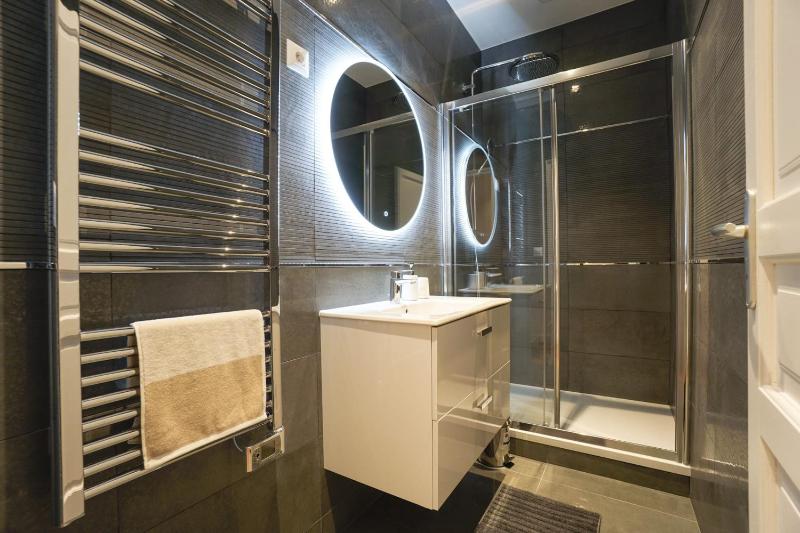 Apartment image 3