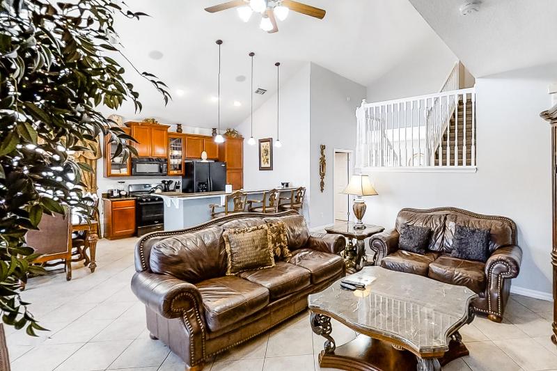 Six Bedroom house image 1