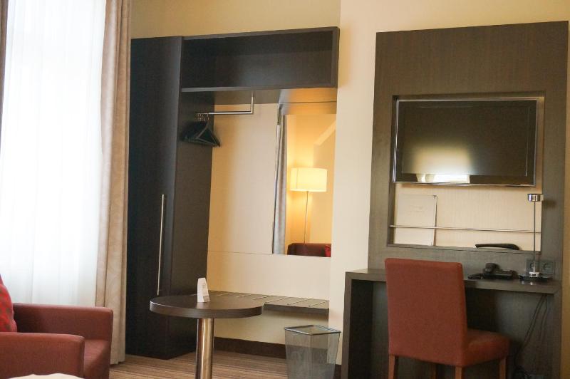 Comfort Single Room image 2
