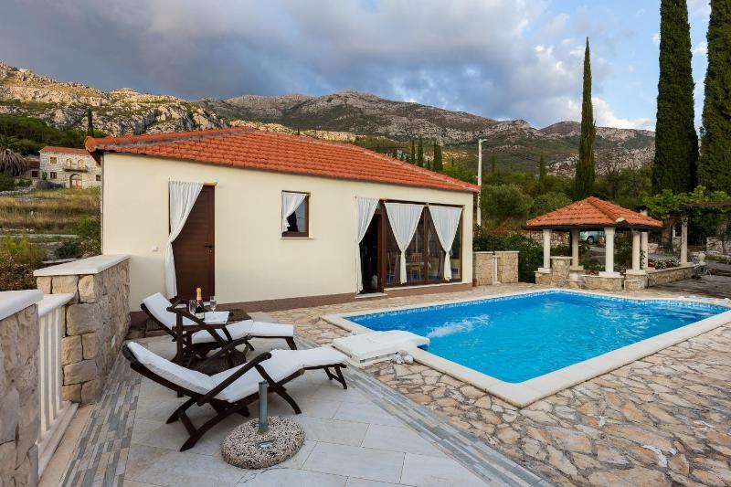 Holiday Home with Swimming Pool image 2