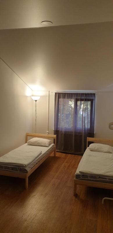 Twin Room image 3