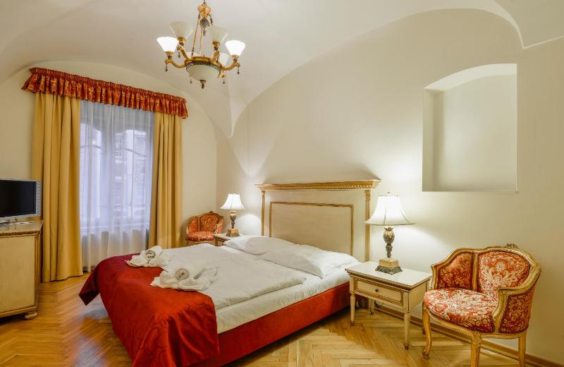 Double Room image 2