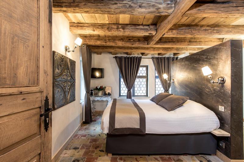 Junior Suite with Spa image 1