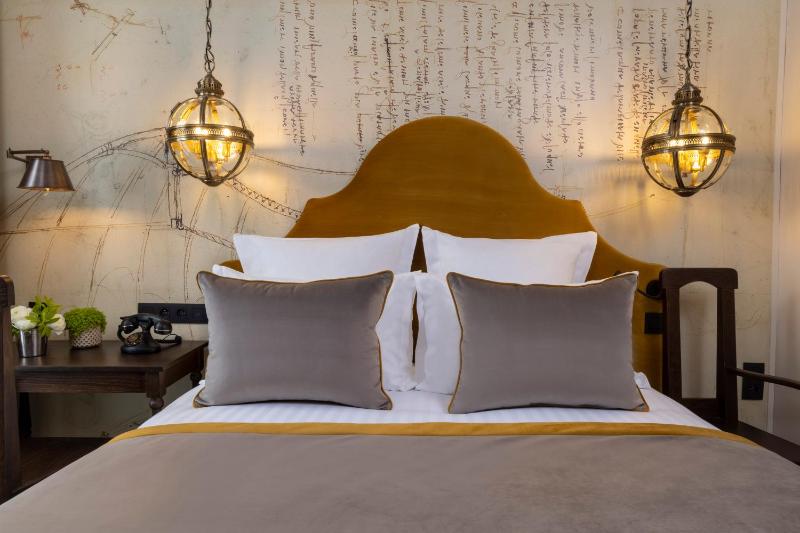 Classic Room with Spa Access image 2