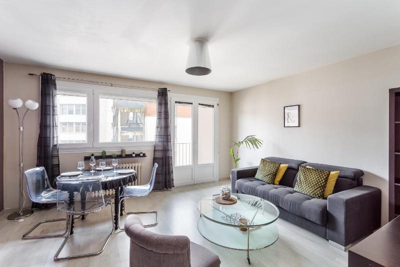 Two-Bedroom Apartment image 4