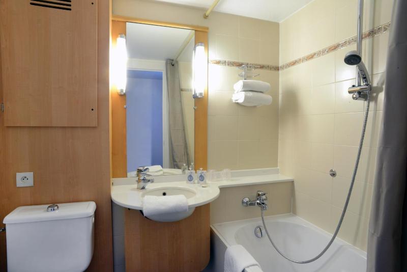 Double Room image 1