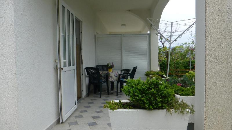 One-Bedroom Apartment with Terrace image 3