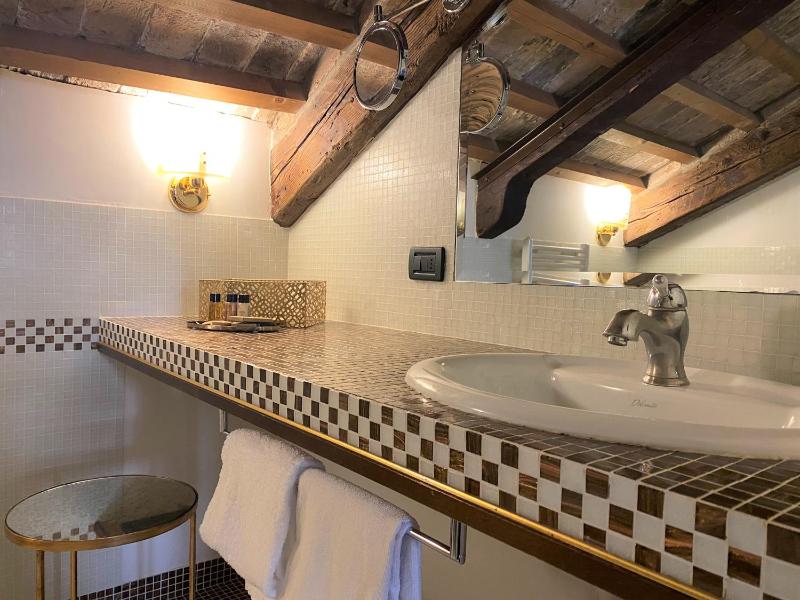 Junior Suite with Terrace image 4