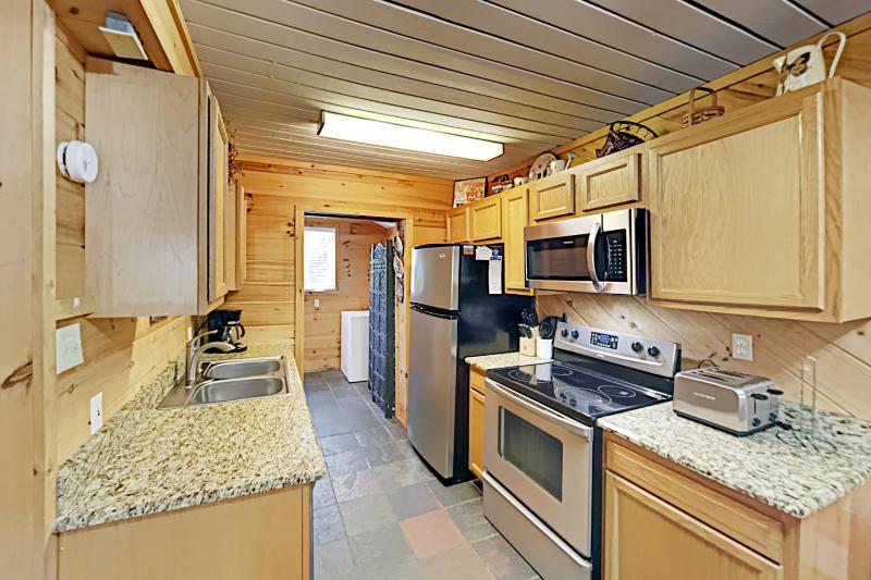 Three-Bedroom House image 2