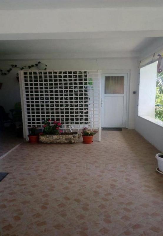 Studio Apartment 1 image 1