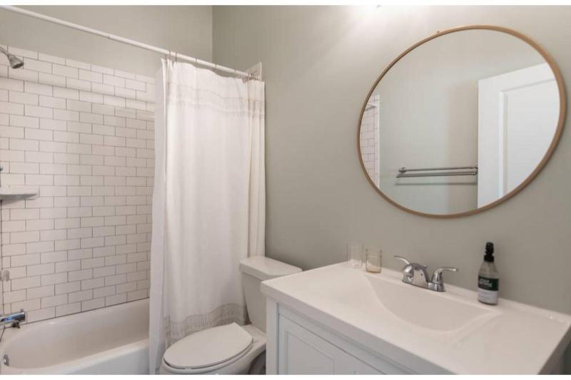 Two-Bedroom House image 3